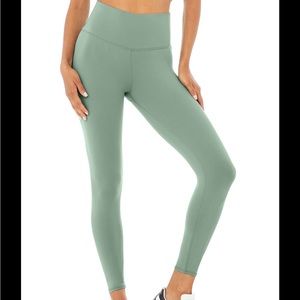 Alo Yoga Leggings